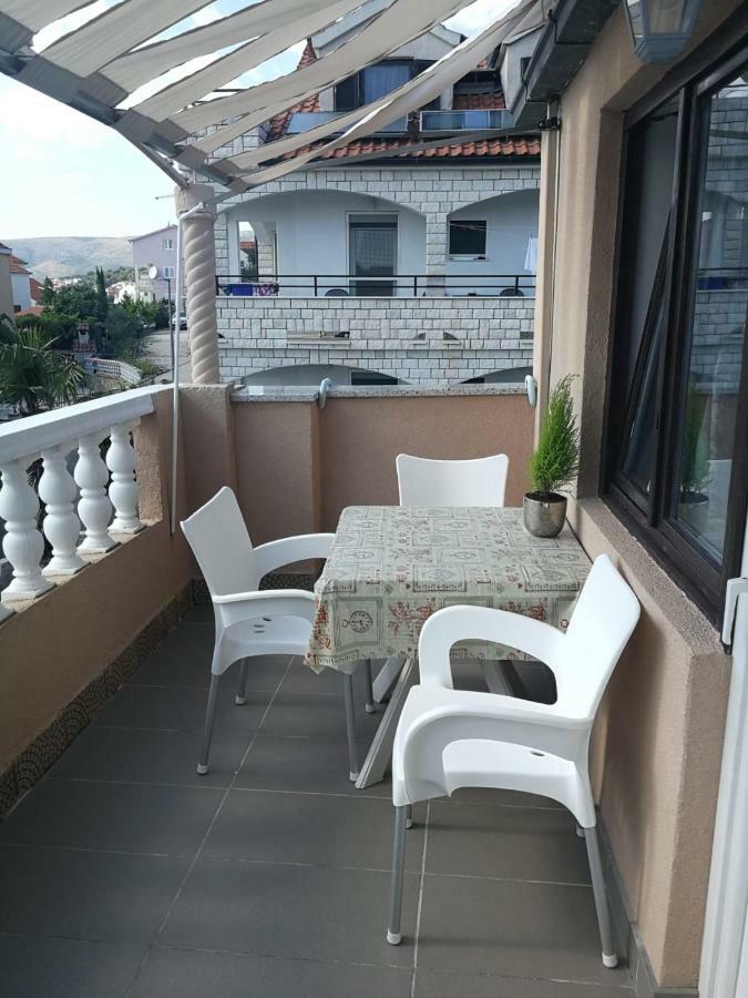 Villa Kartelo Трогир Экстерьер фото